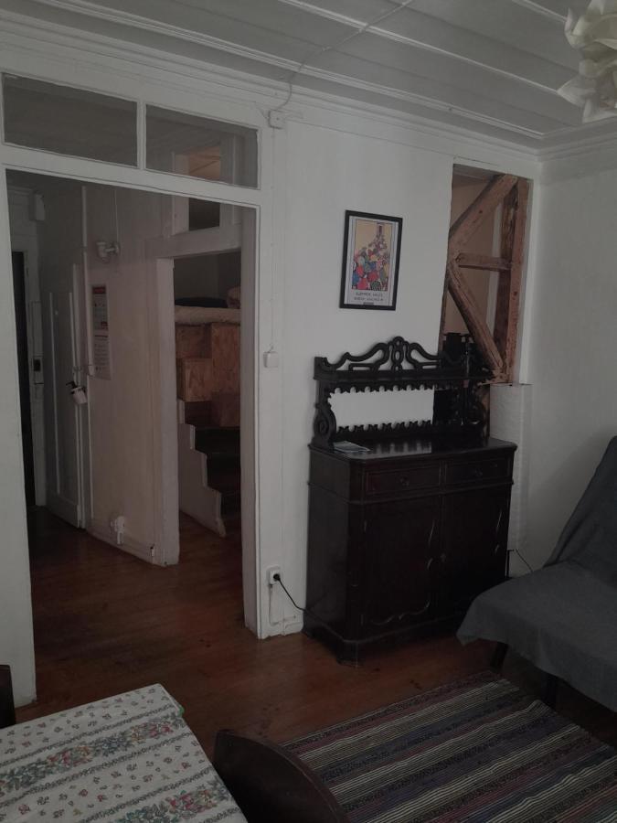 Chiado / Carmo Small Artist Lodge Лиссабон Экстерьер фото